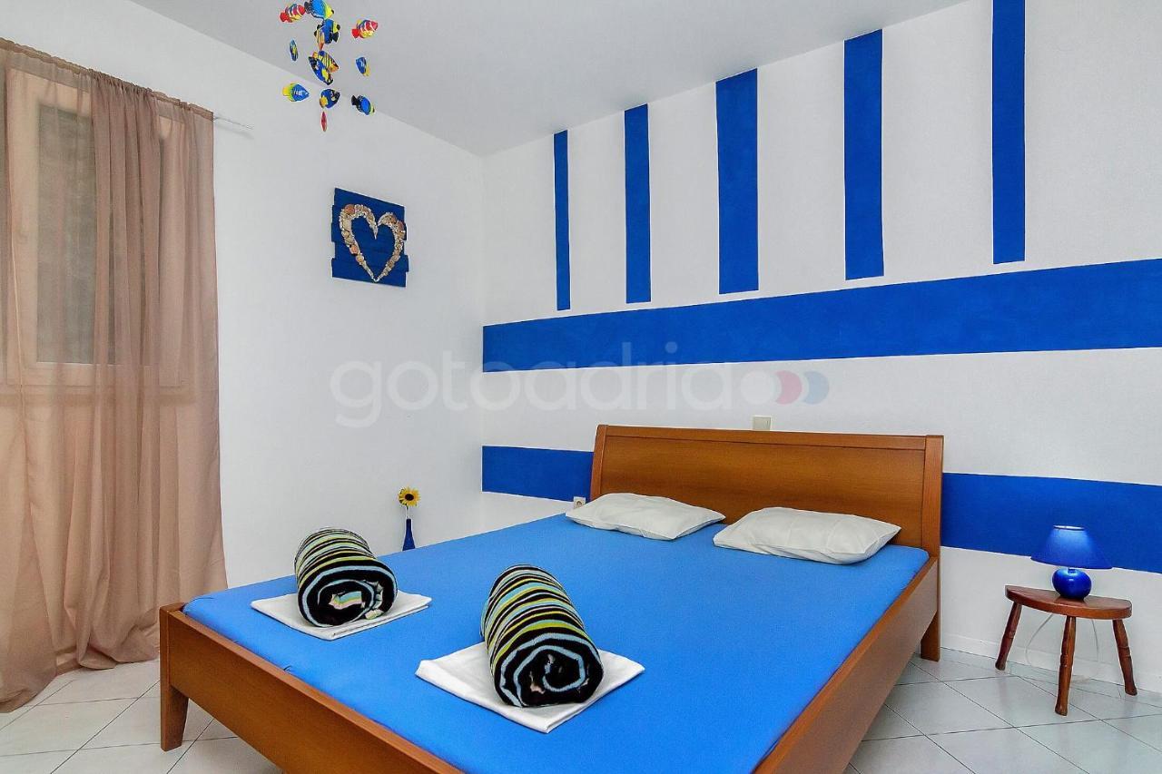Holiday Home Darius With Hot Tub Makarska Exteriör bild