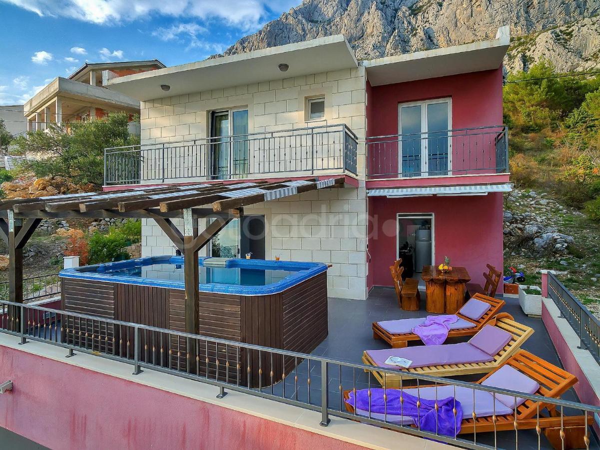 Holiday Home Darius With Hot Tub Makarska Exteriör bild
